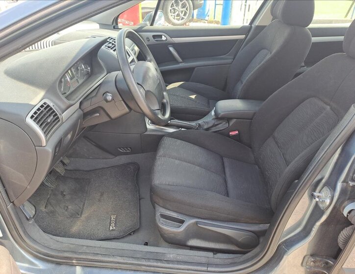 Peugeot 407 5