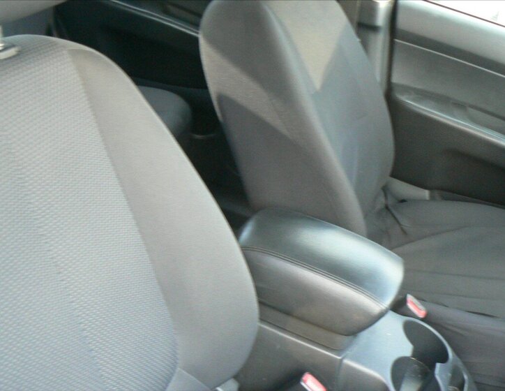 KIA Carens Hatchback 1,6 l 94 kw