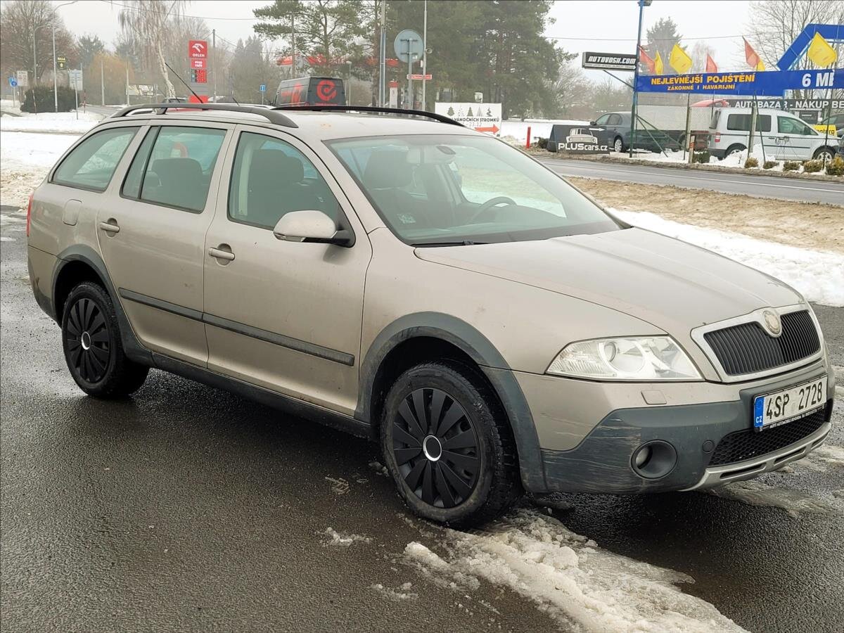 Škoda Octavia Kombi 2,0 l 103 kw