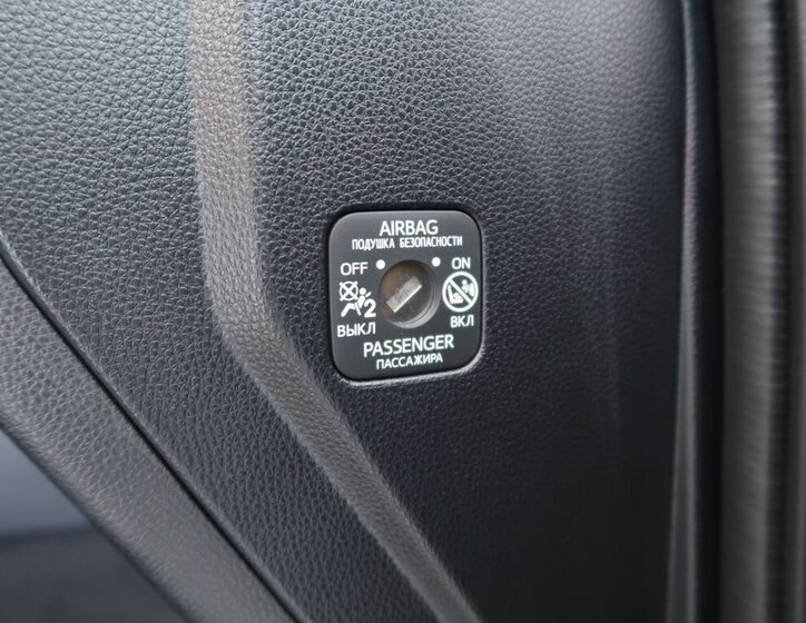 Toyota Land Cruiser Kombi 2,8 l 151 kw