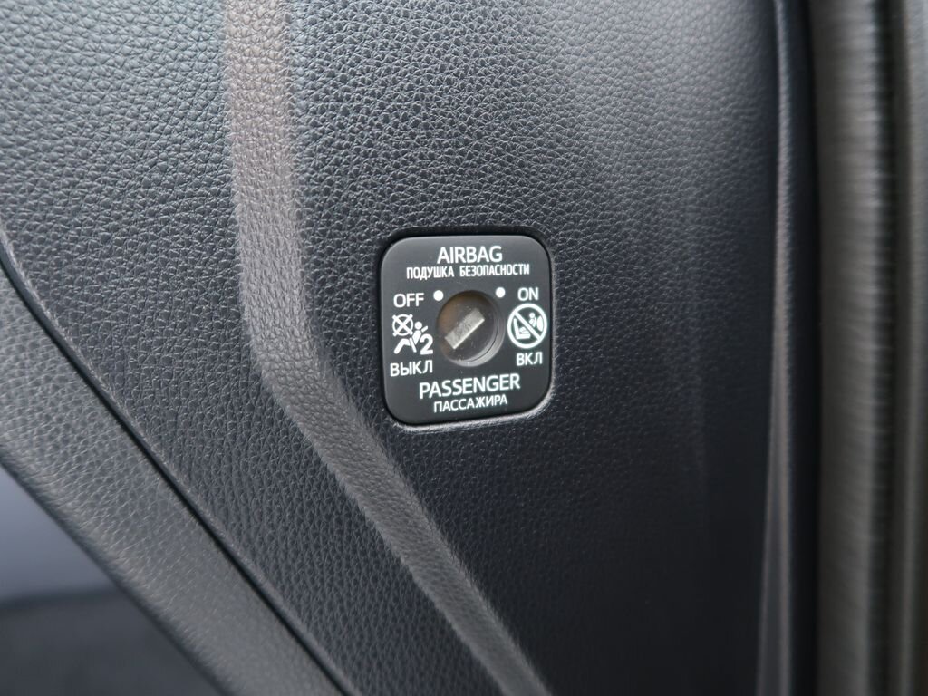 Toyota Land Cruiser Kombi 2,8 l 151 kw