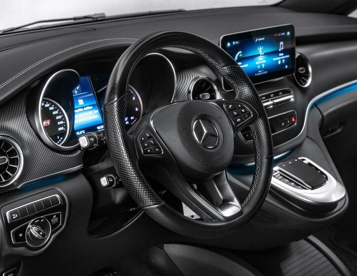 Mercedes-Benz Třídy V 17