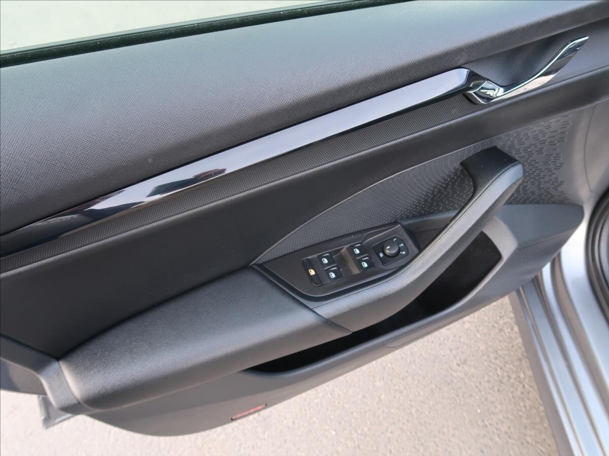 Škoda Octavia Kombi 2,0 l 85 kw