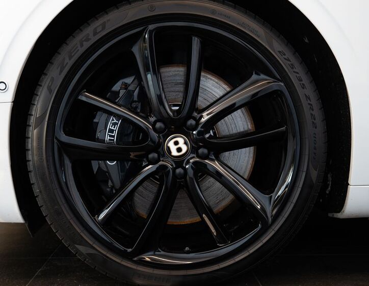 Bentley Continental GTC 19