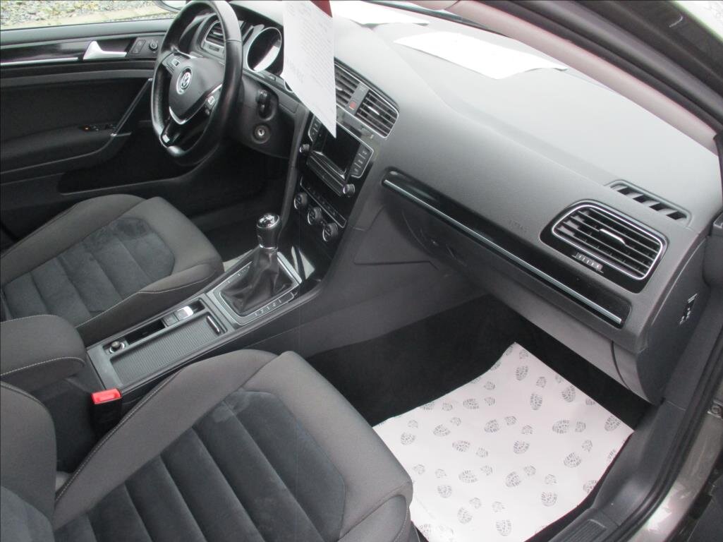 Volkswagen Golf Hatchback 1,4 l 103 kw