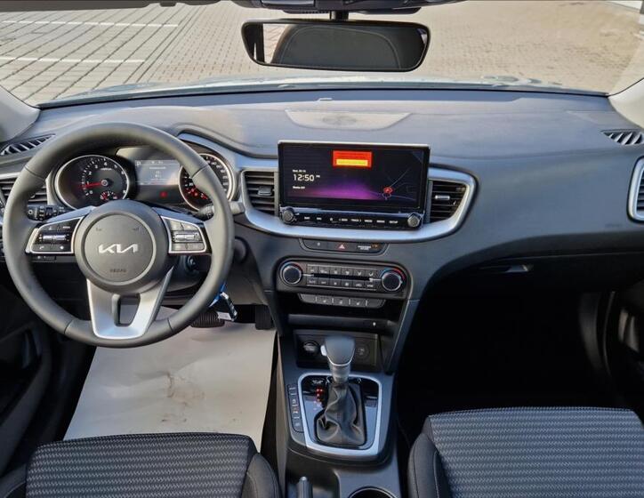 KIA Ceed 9