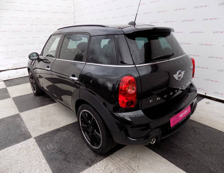 Mini Countryman 3