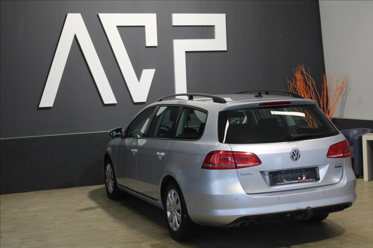 Volkswagen Passat Kombi 2,0 l 103 kw
