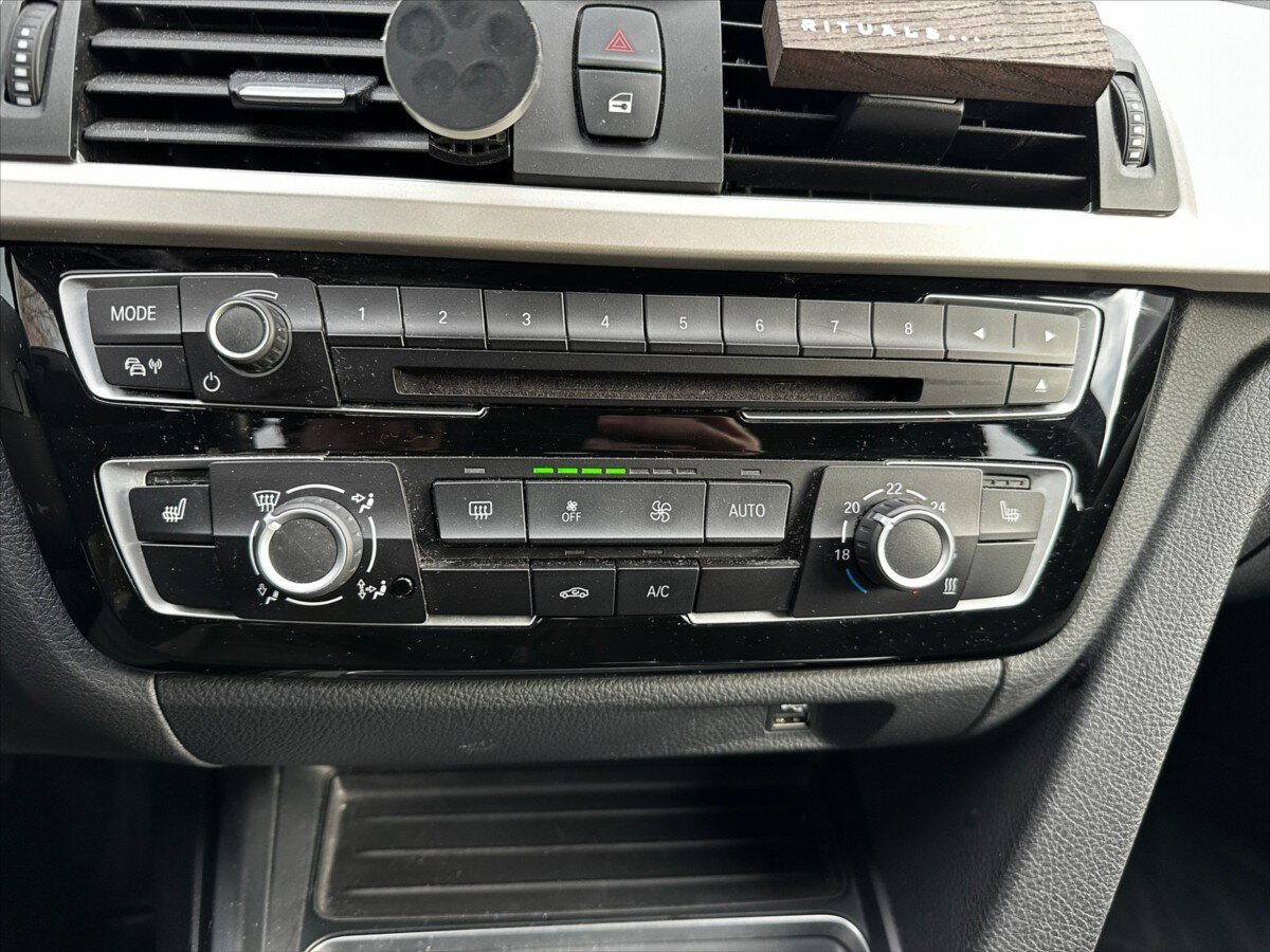 BMW Řada 3 Kombi 2,0 l 120 kw