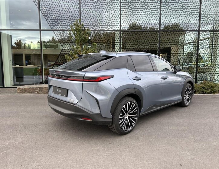 Lexus RZ 450e SUV / Terénní 0,0 230 kw