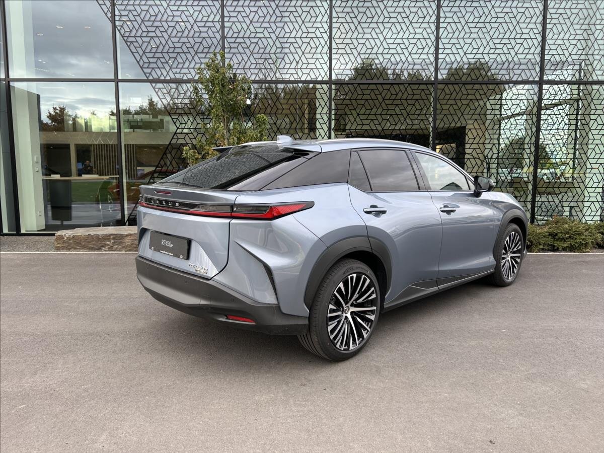 Lexus RZ 450e SUV / Terénní 0,0 230 kw