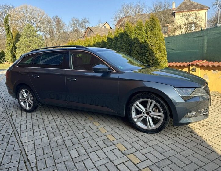 Škoda Superb Kombi 2,0 l 140 kw