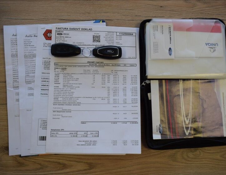 Ford Kuga SUV / Terénní 2,0 l 110 kw