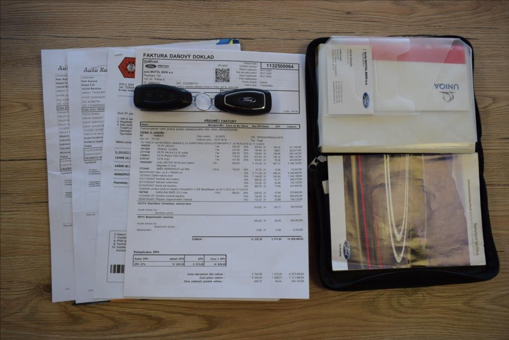 Ford Kuga SUV / Terénní 2,0 l 110 kw