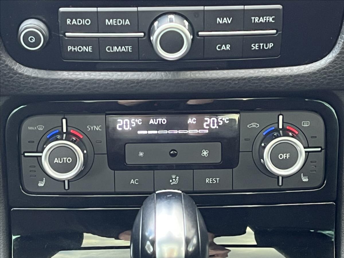 Volkswagen Touareg SUV 3,0 l 150 kw