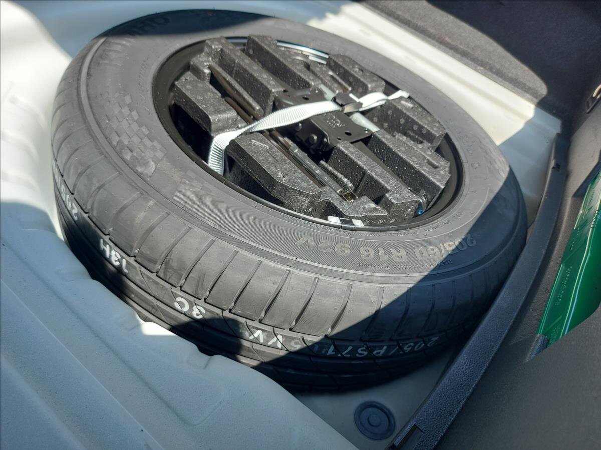 Škoda Octavia Sedan / Limuzína 2,0 l 85 kw