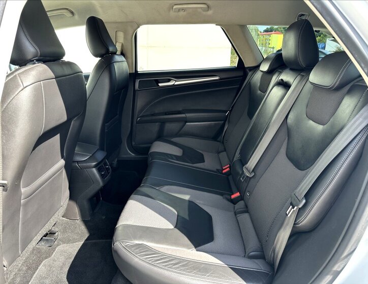 Ford Mondeo Kombi 2,0 l 110 kw