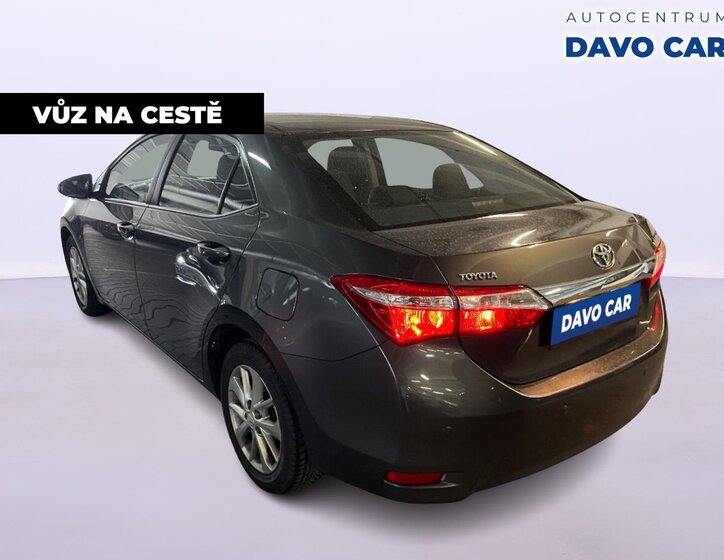 Toyota Corolla Sedan / Limuzína 1,6 l 97 kw