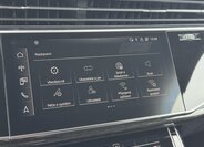 Audi Q8 SUV 3,0 l 210 kw