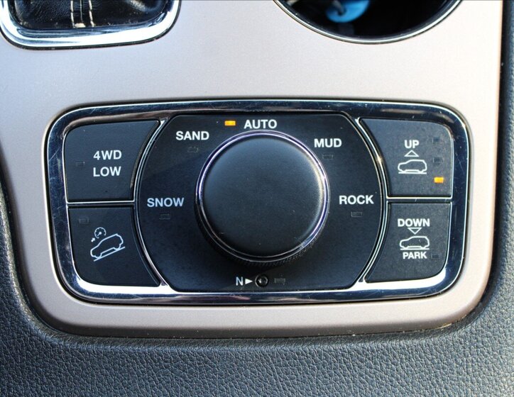 Jeep Grand Cherokee SUV / Terénní 3,6 l 213 kw