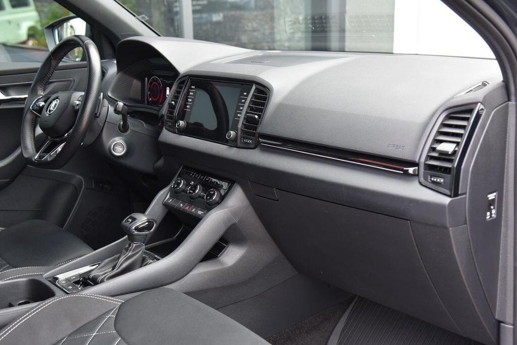Škoda Karoq SUV / Terénní 1,5 l 110 kw