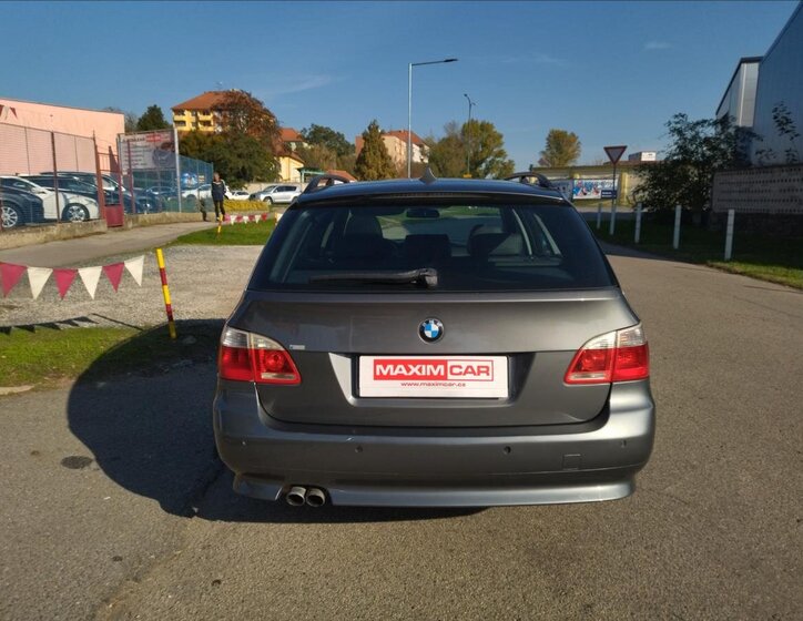 BMW Řada 5 Kombi 2,5 l 130 kw