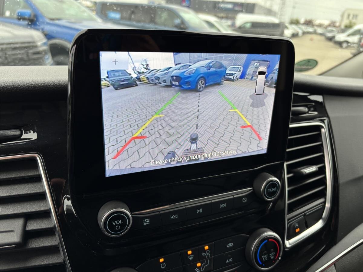 Ford Tourneo Custom Kombi 2,0 l 136 kw