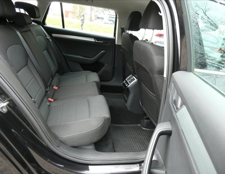 Škoda Superb Kombi 1,6 l 88 kw