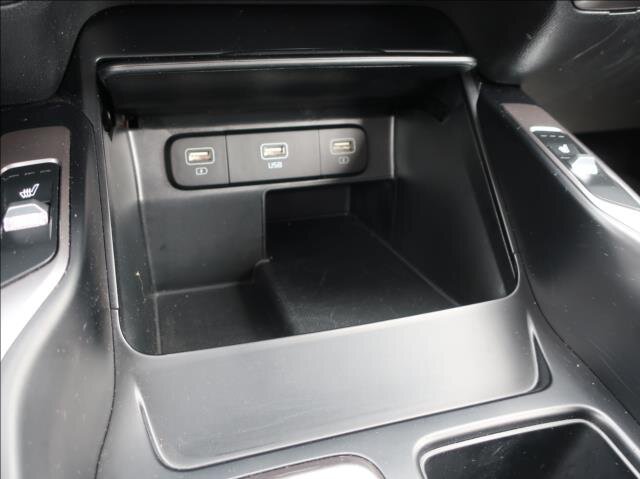 KIA Sorento SUV 1,6 l 169 kw