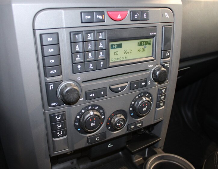 Land Rover Discovery 16