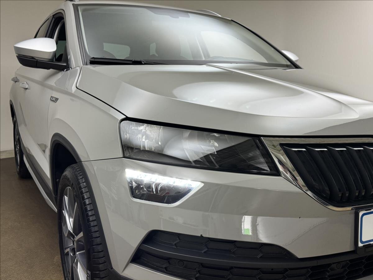Škoda Karoq SUV / Terénní 2,0 l 110 kw