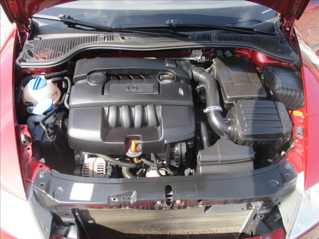 Škoda Octavia Sedan / Limuzína 1,6 l 75 kw