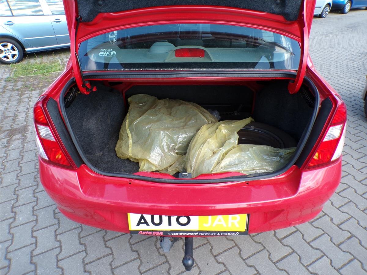 Renault Thalia Sedan / Limuzína 1,1 l 55 kw