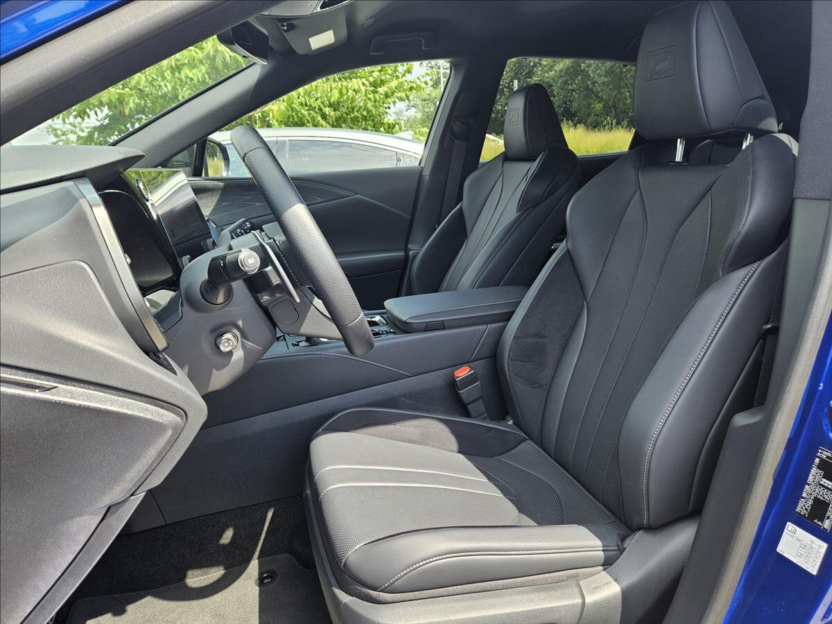 Lexus RX 500h SUV / Terénní 2,4 l 273 kw