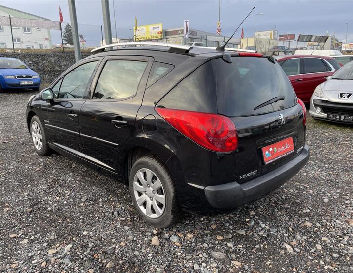 Peugeot 207 7
