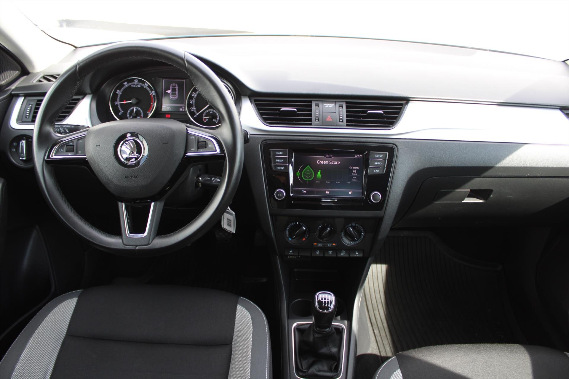 Škoda Rapid Liftback 999,0 81 kw