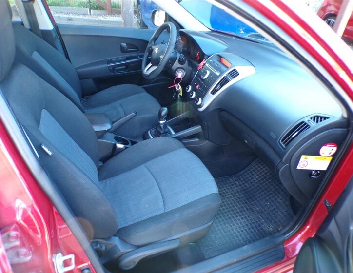 KIA Ceed Kombi 1,4 l 77 kw