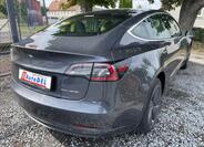 Tesla Model 3 7