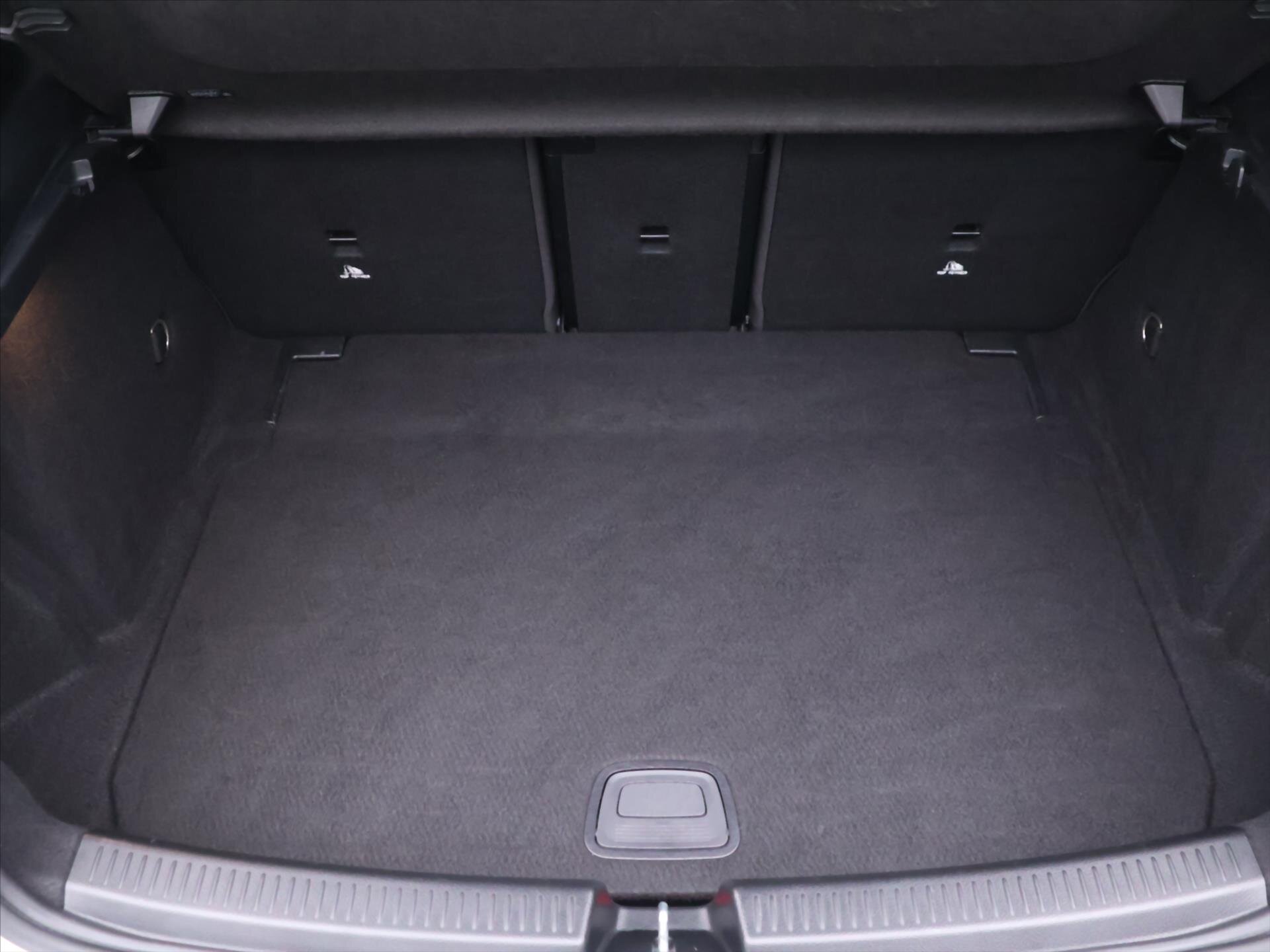 Mercedes-Benz Třídy A Hatchback 2,0 l 225 kw