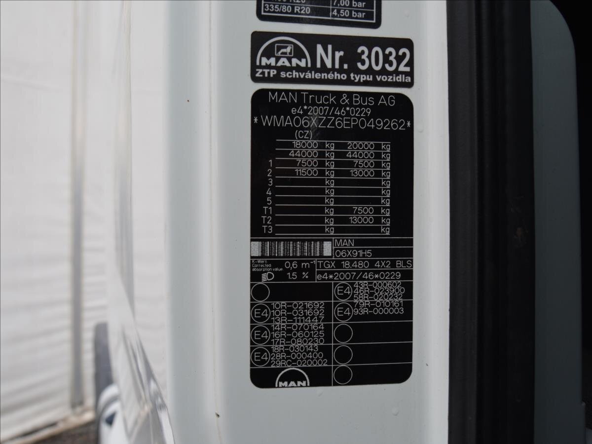 MAN Ostatní Ostatní 12,4 l 353 kw