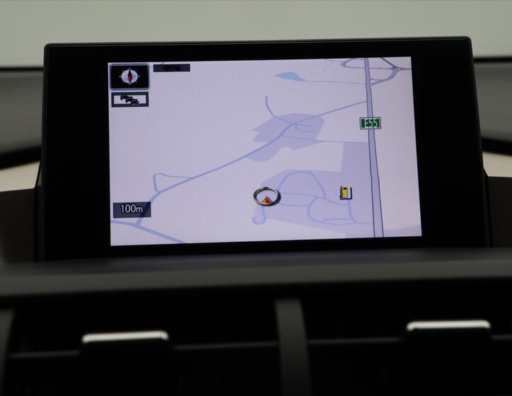 Lexus NX 300h SUV 2,5 l 114 kw