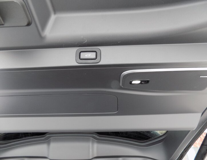 Land Rover Range Rover SUV 4,4 l 390 kw