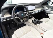 BMW i7 11