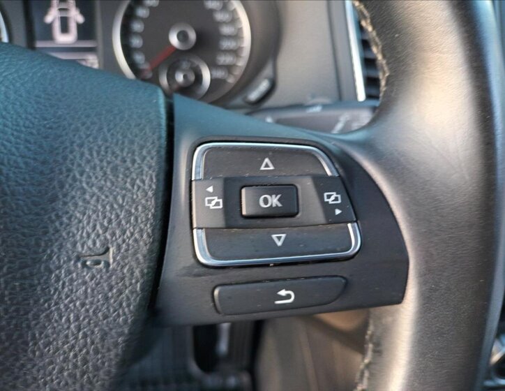 Volkswagen Sharan Kombi 2,0 l 103 kw