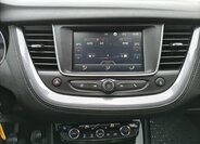 Opel Grandland SUV / Terénní 1,2 l 96 kw