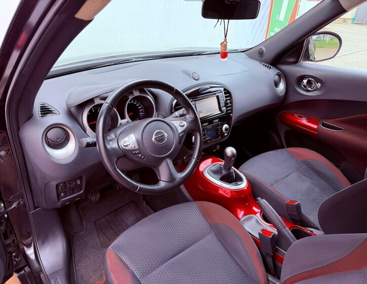 Nissan Juke Hatchback 1,6 l 86 kw