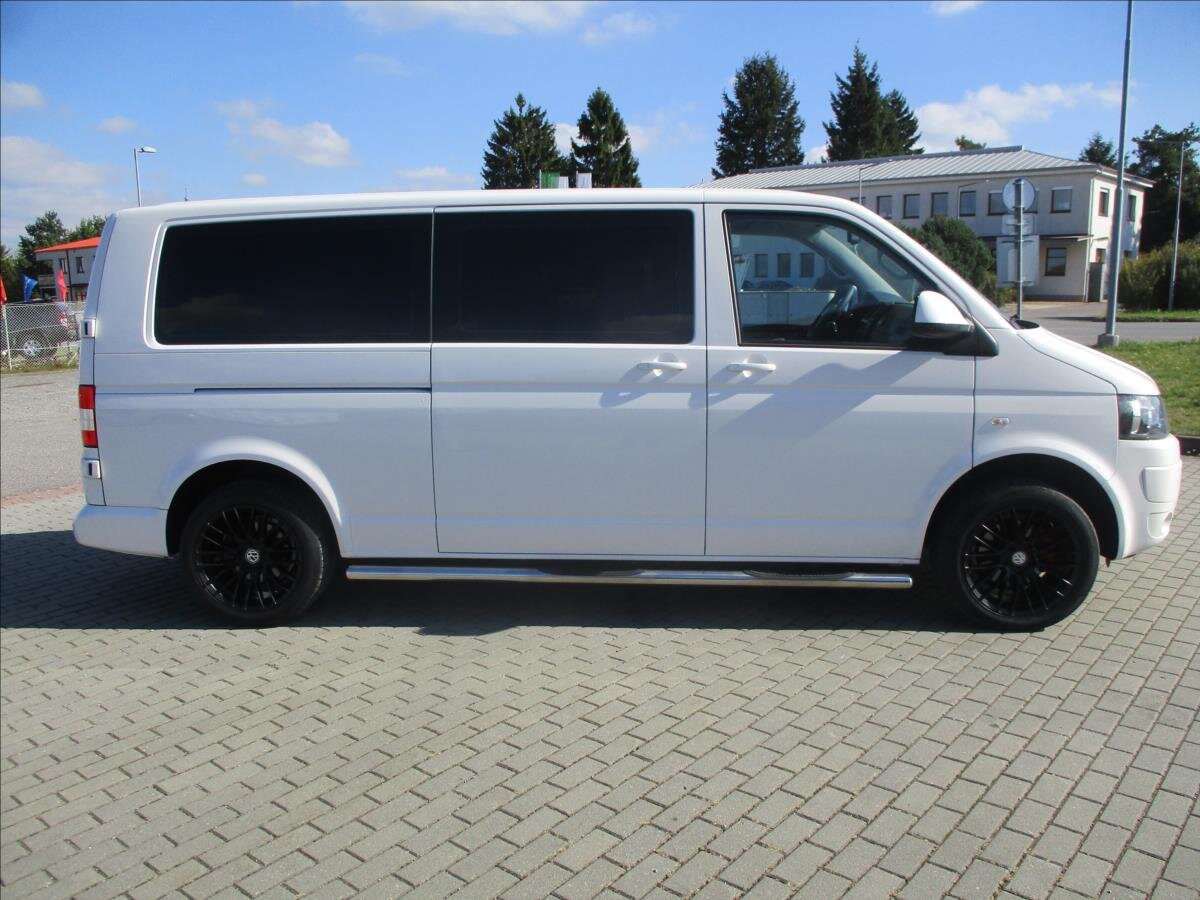 Volkswagen Transporter Kombi 2,0 l 84 kw