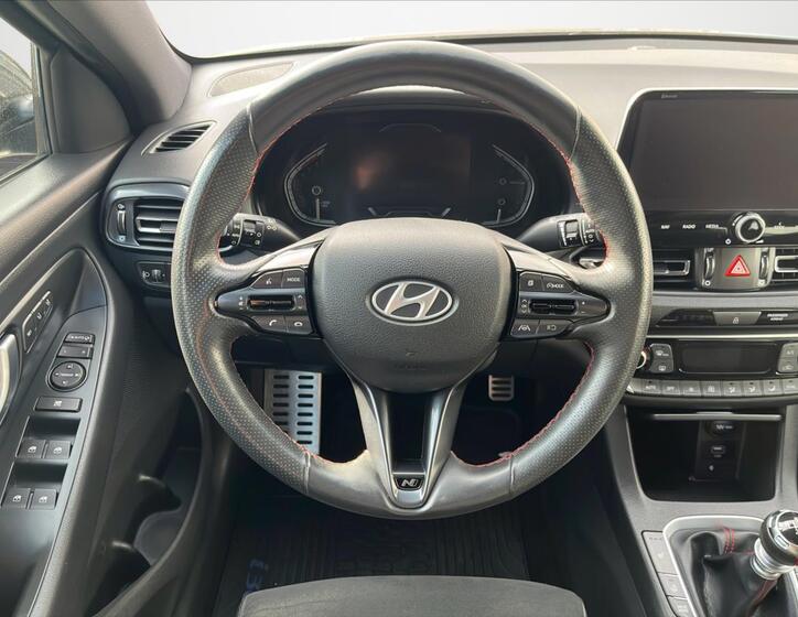 Hyundai i30 11
