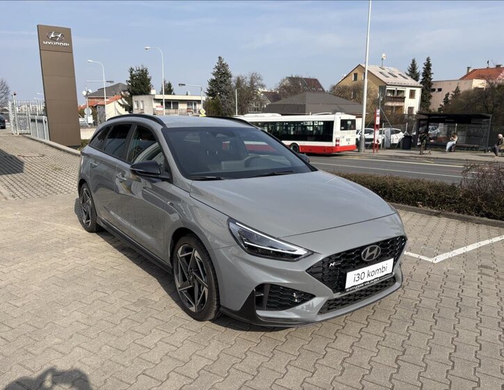 Hyundai i30 Kombi 1,5 l 103 kw