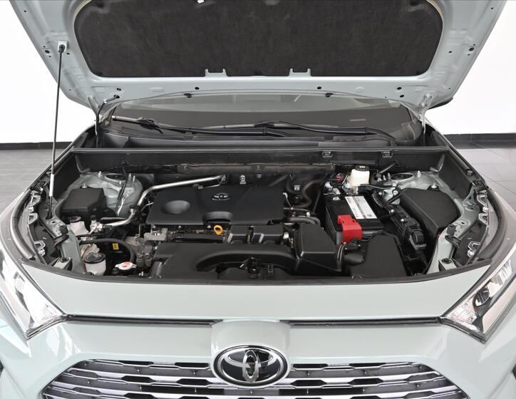 Toyota RAV4 5